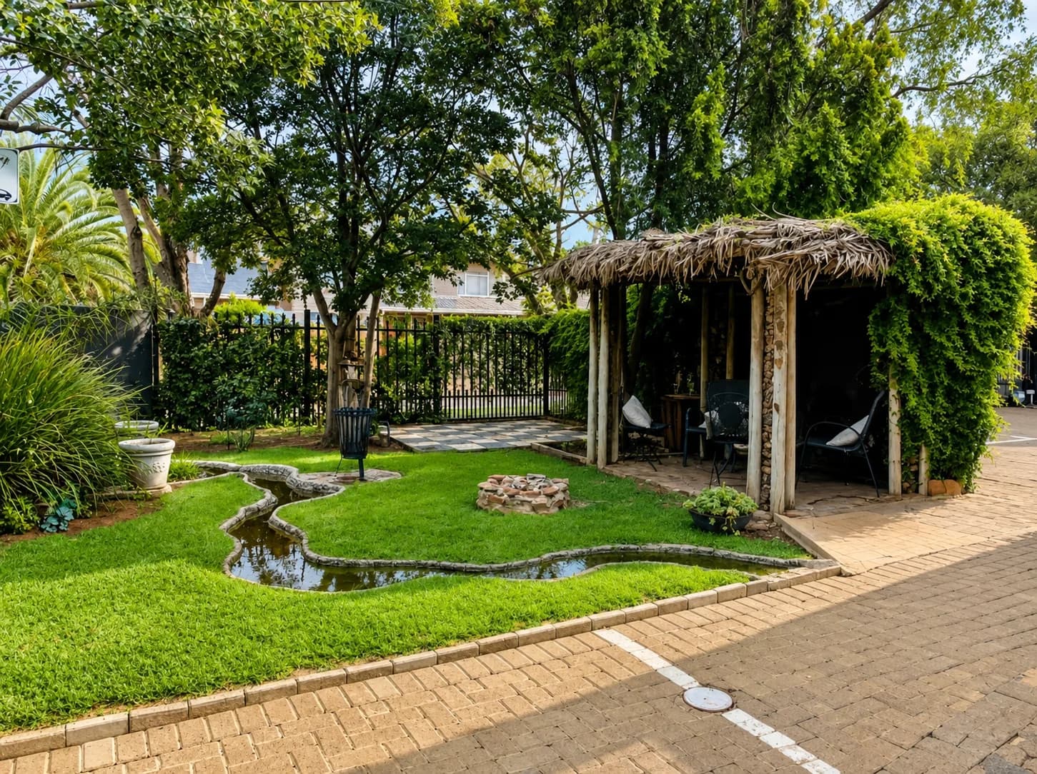 La Boheme Gastehuis — Bloemfontein, ZA cover photo