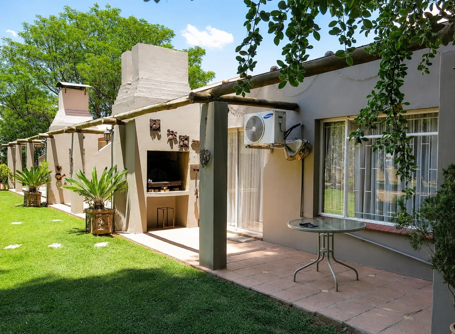 A Chery Lane Self Catering and B&B — Bloemfontein, ZA cover photo